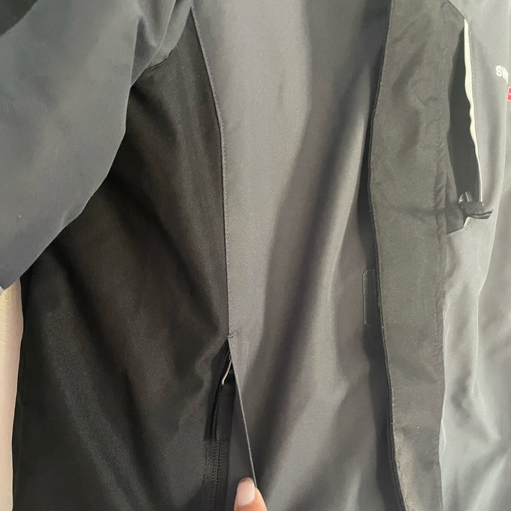 Closet Clear Out Sale! Swiss Tech Kids Black and Gray Jacket size XS 4-5 - Picture 9 of 11